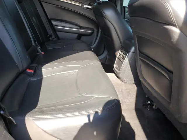 2015 CHRYSLER 300 LIMITED  