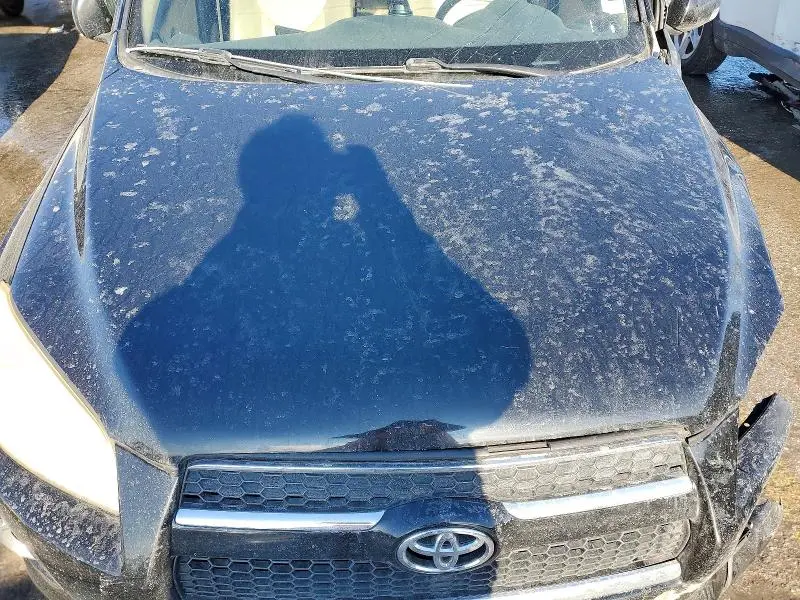 2011 TOYOTA RAV4 LIMITED  