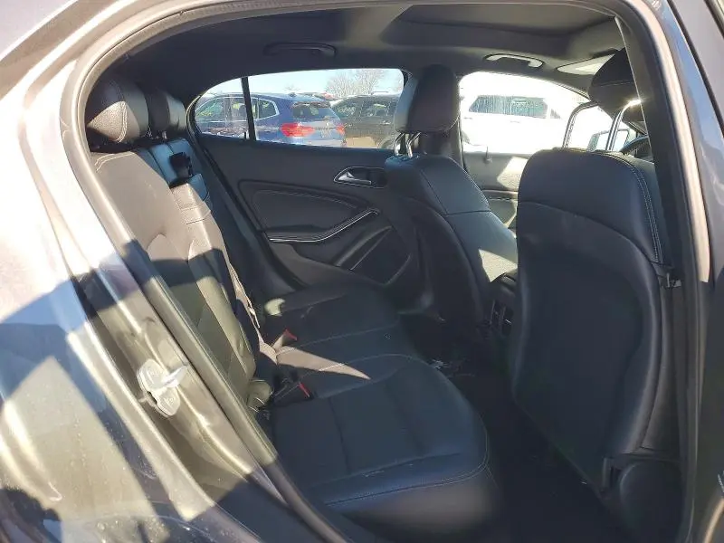 2018 MERCEDES-BENZ GLA 250 4MATIC  