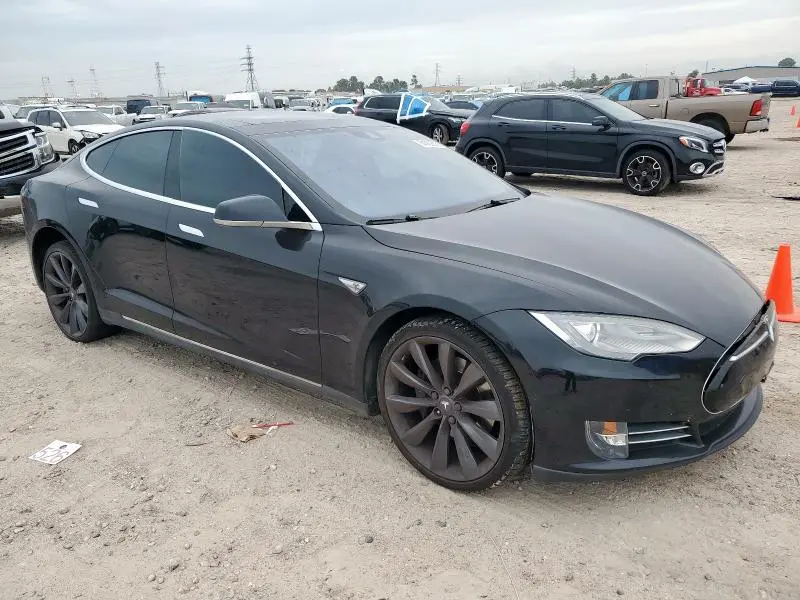 2016 TESLA MODEL S   