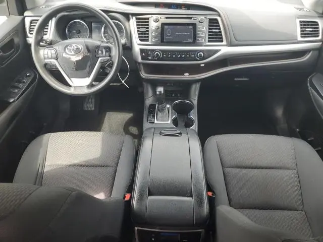 2018 TOYOTA HIGHLANDER LE  
