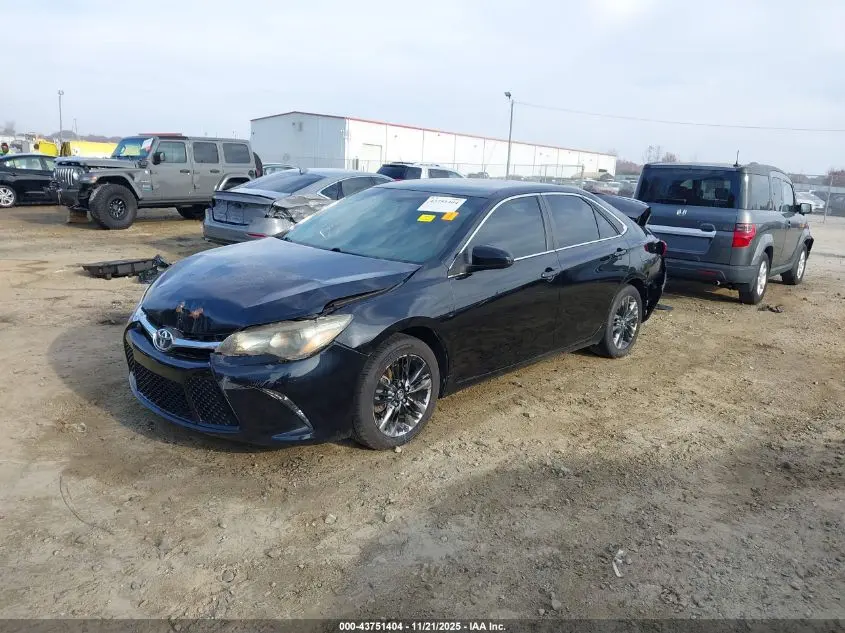 2017 TOYOTA CAMRY SE
