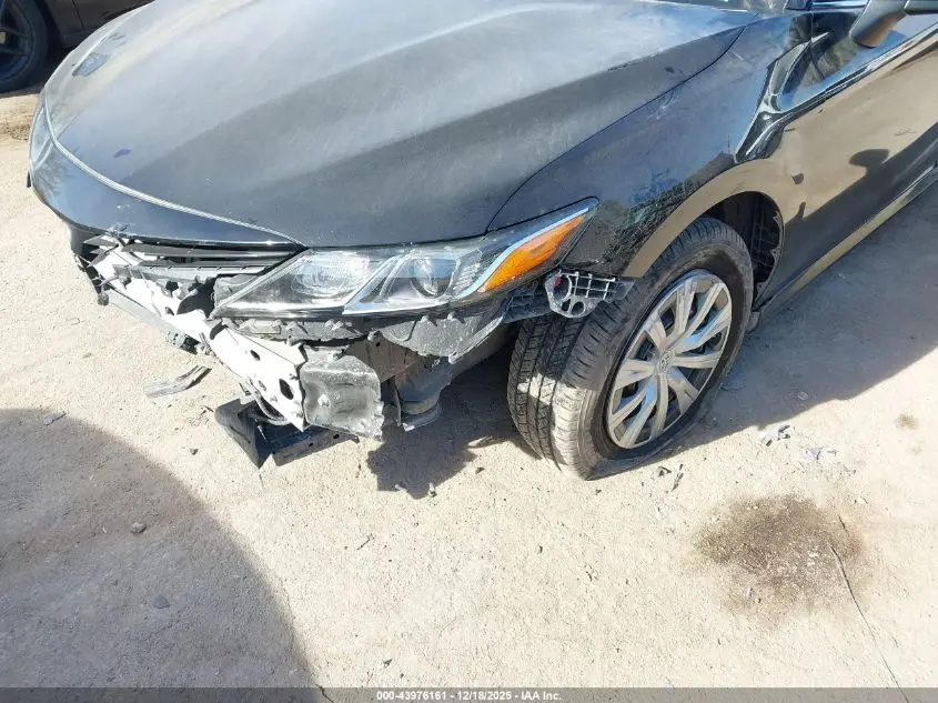 2022 TOYOTA CAMRY LE HYBRID