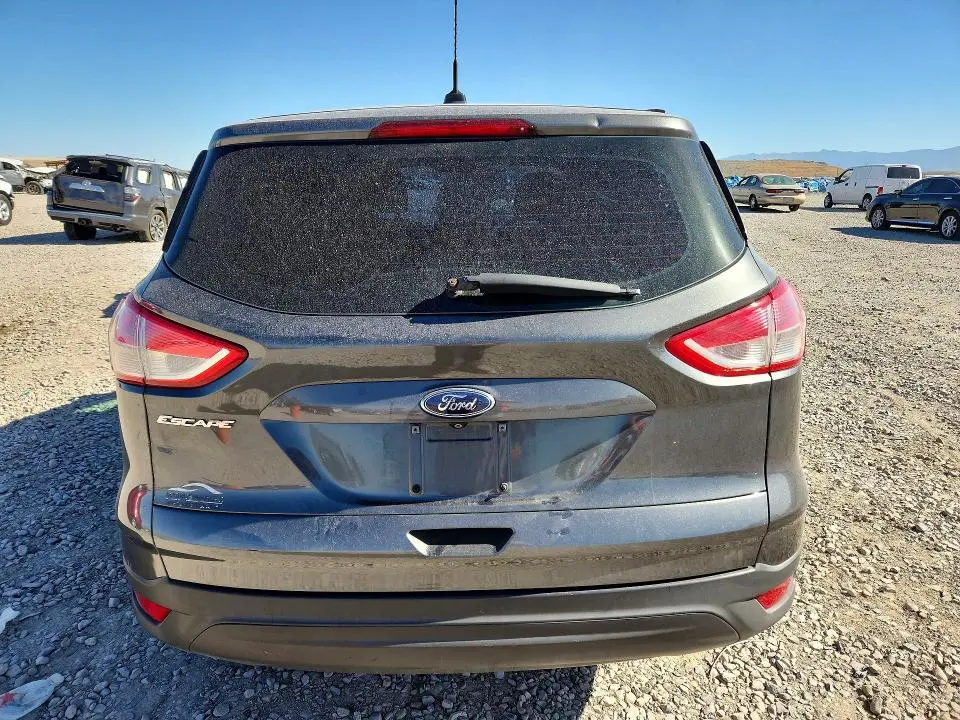 2016 FORD ESCAPE S  