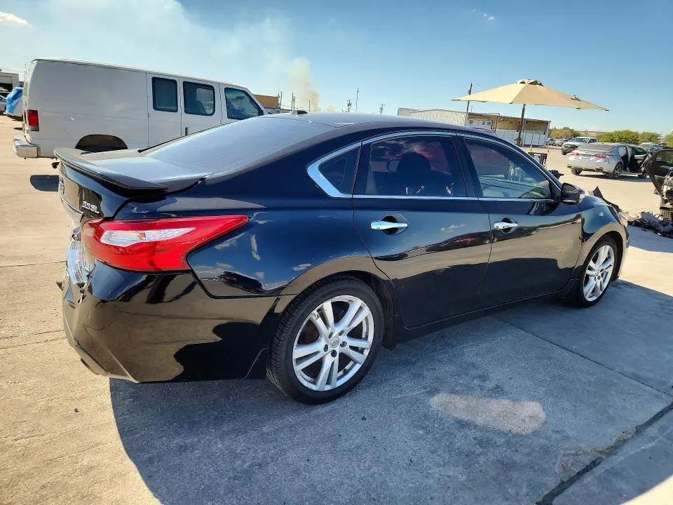 2017 NISSAN ALTIMA 3.5 SR  