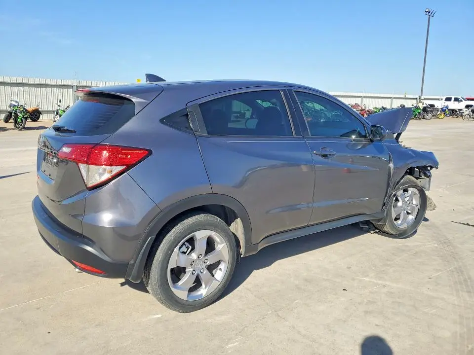 2022 HONDA HR-V LX  