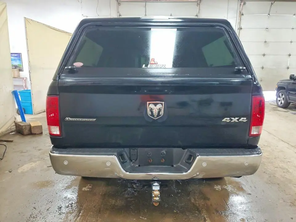 2014 RAM 1500 SLT  
