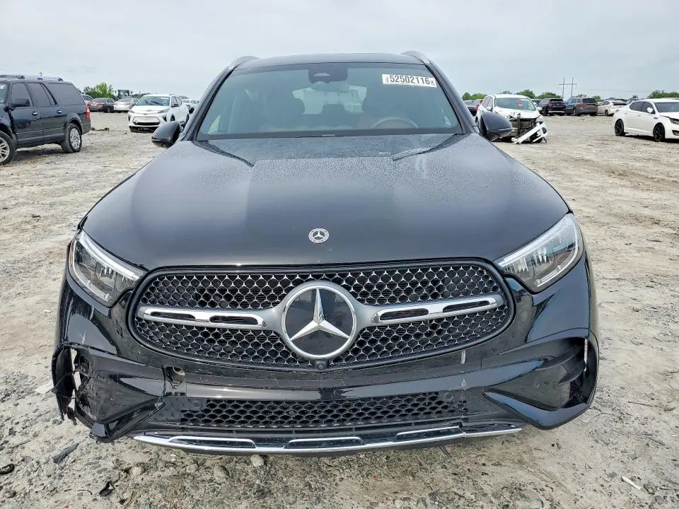 2024 MERCEDES-BENZ GLC 300  