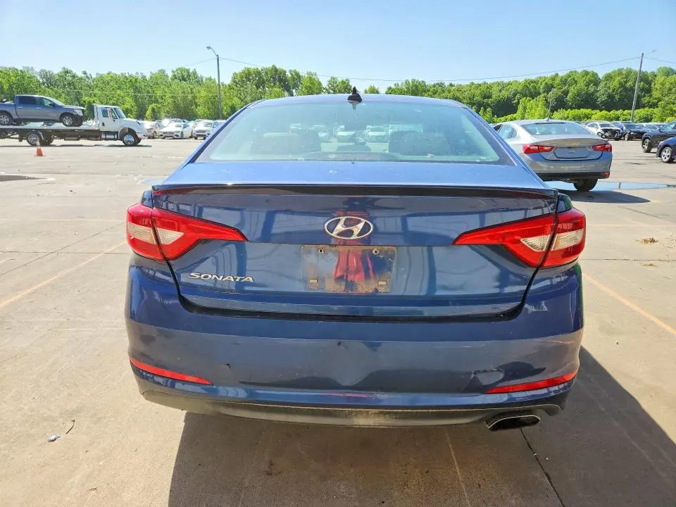 2016 HYUNDAI SONATA SE  