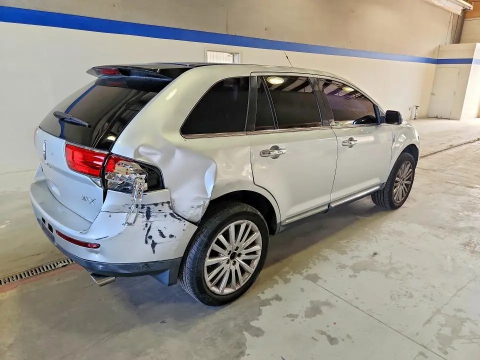 2011 LINCOLN MKX   
