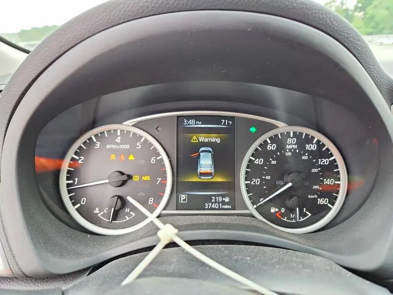 2017 NISSAN SENTRA SV  