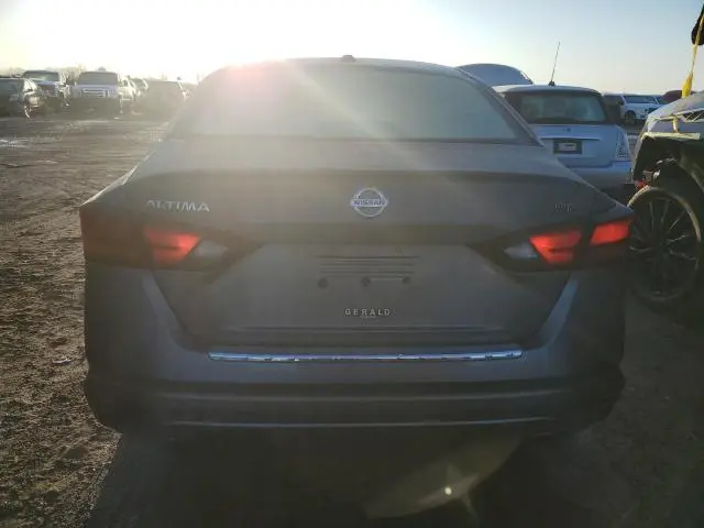2021 NISSAN ALTIMA SR