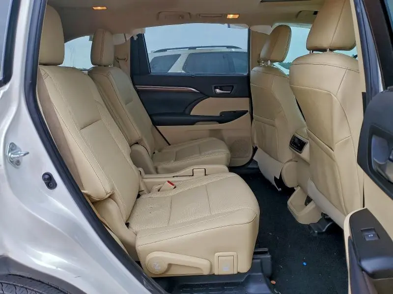 2019 TOYOTA HIGHLANDER LIMITED  