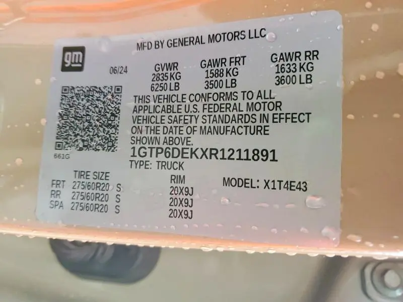 2024 GMC CANYON AT4  