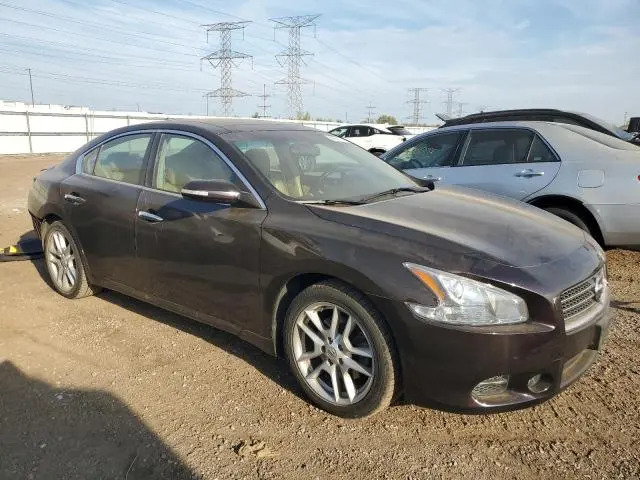 2010 NISSAN MAXIMA S  