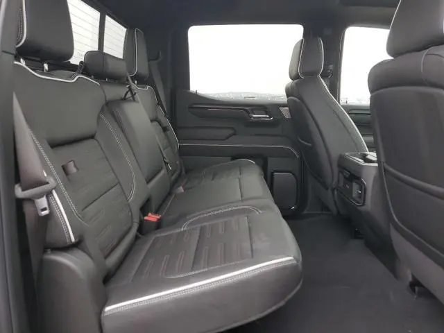 2025 GMC SIERRA K1500 AT4X  