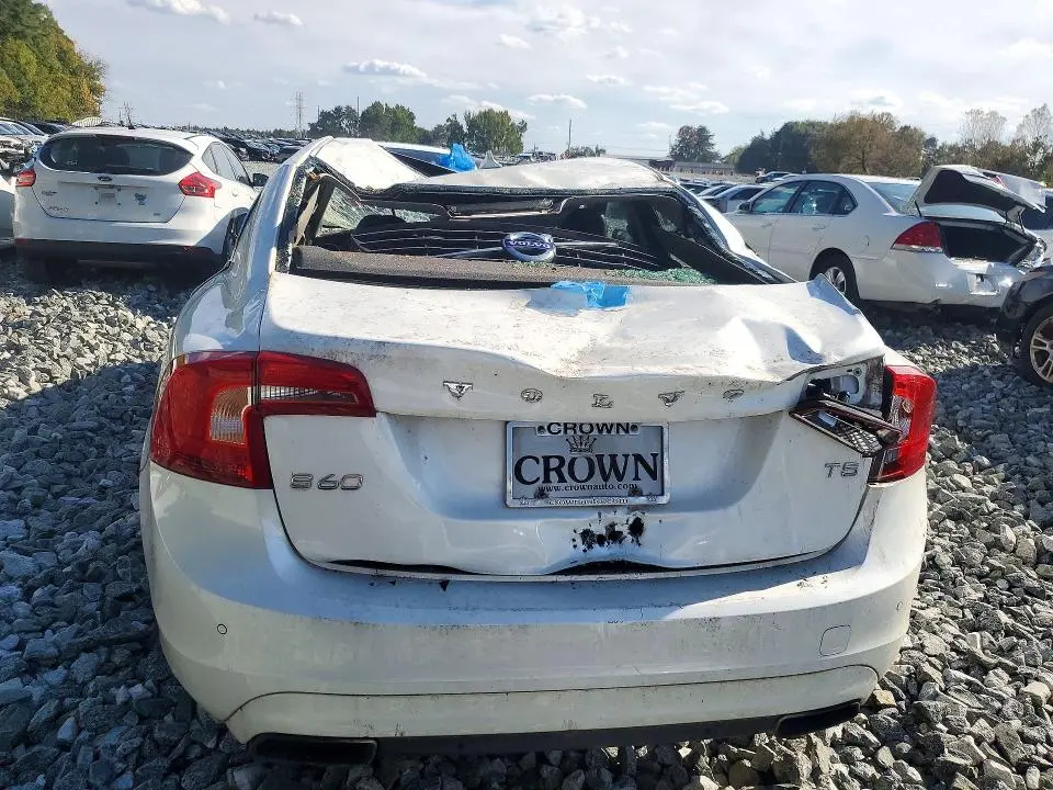 2016 VOLVO S60 PREMIER  