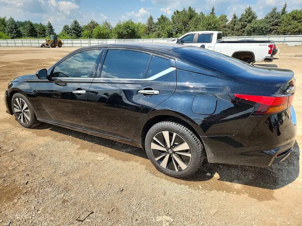 2020 NISSAN ALTIMA SL  