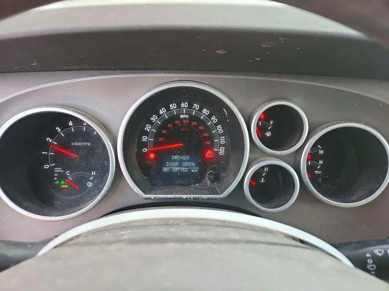 2010 TOYOTA SEQUOIA PLATINUM  