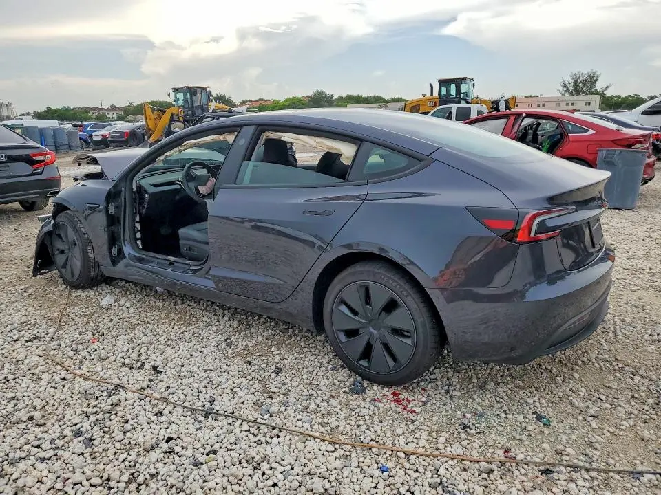 2026 TESLA MODEL 3   