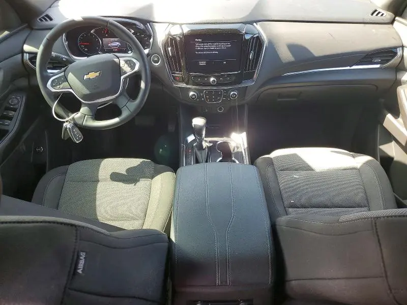 2023 CHEVROLET TRAVERSE LT  