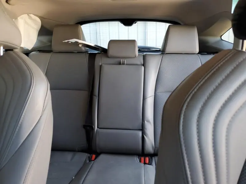 2022 TOYOTA VENZA LE  