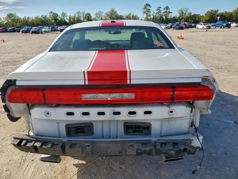 2014 DODGE CHALLENGER SXT  