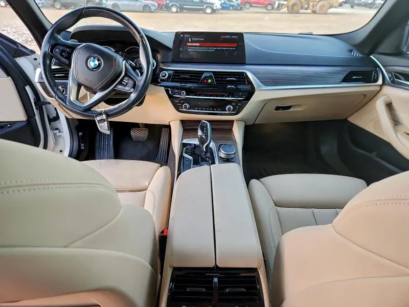 2018 BMW 530E   