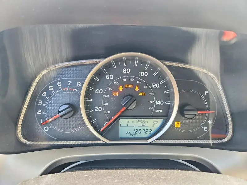 2013 TOYOTA RAV4 LE  