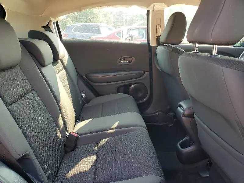 2021 HONDA HR-V LX  