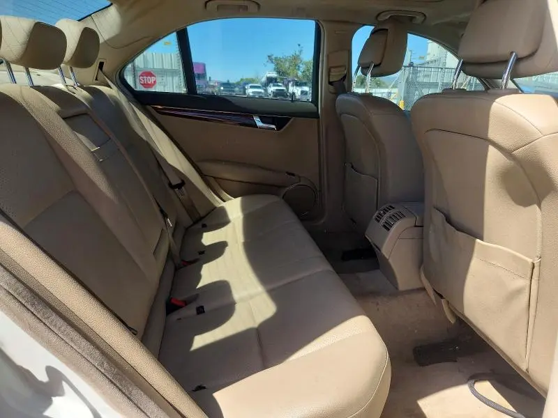 2011 MERCEDES-BENZ C 300  