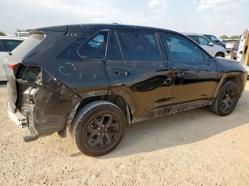 2021 TOYOTA RAV4 LE  