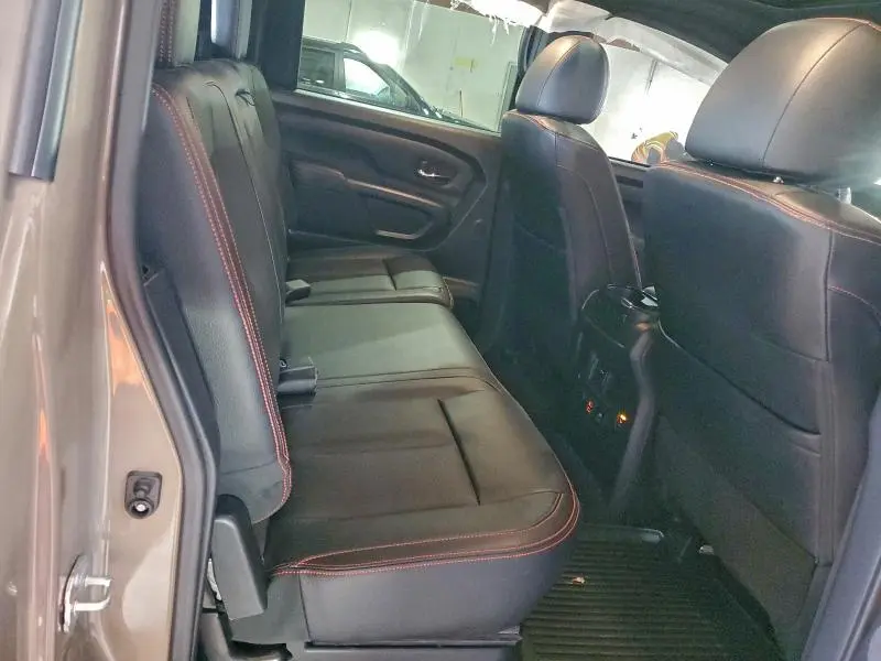 2021 NISSAN TITAN SV  