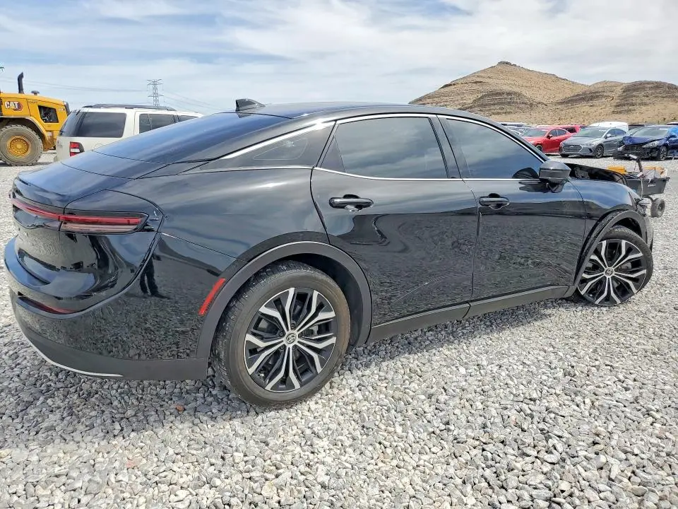 2023 TOYOTA CROWN XLE  