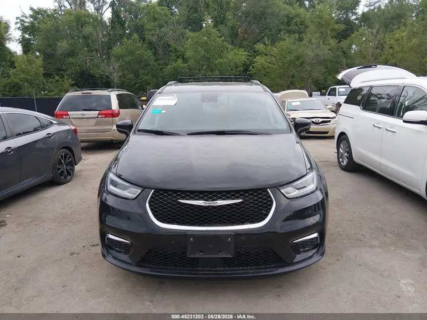 2022 CHRYSLER PACIFICA TOURING L