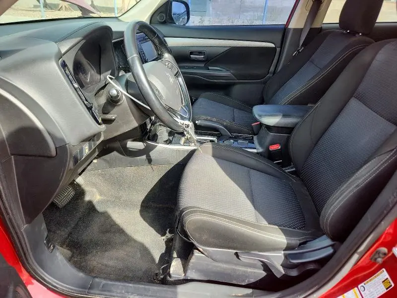 2017 MITSUBISHI OUTLANDER ES  
