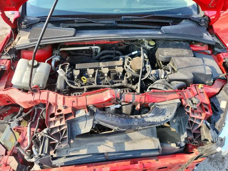 2016 FORD FOCUS SE  