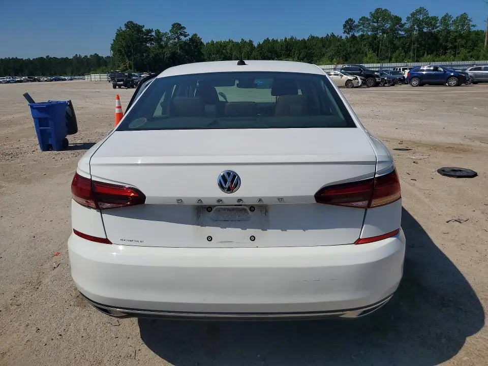 2021 VOLKSWAGEN PASSAT SE  