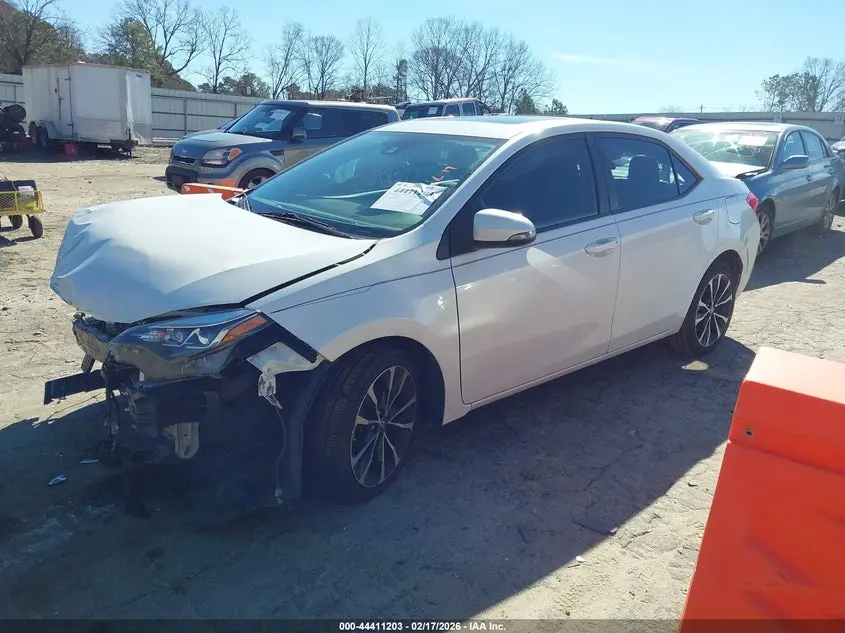 2019 TOYOTA COROLLA SE