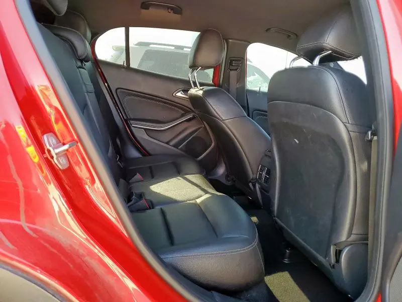 2018 MERCEDES-BENZ GLA 250  