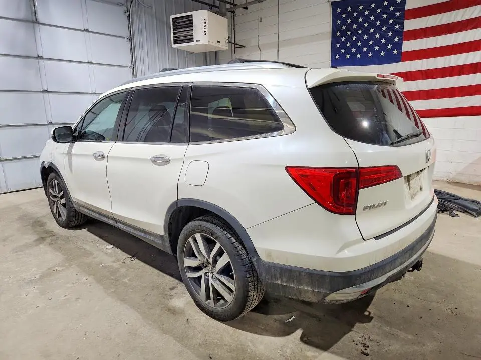2016 HONDA PILOT ELITE  
