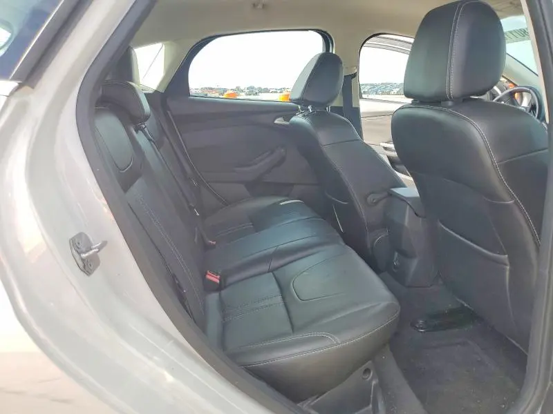 2014 FORD FOCUS TITANIUM  