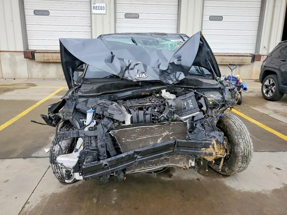 2021 KIA SOUL LX  