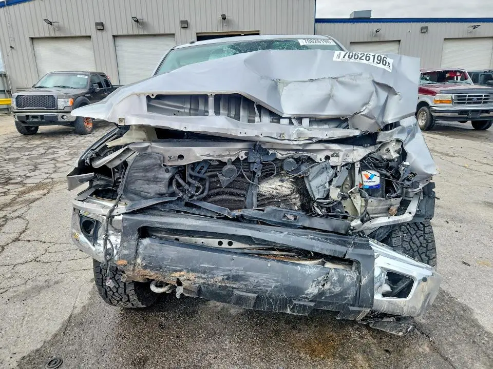 2017 TOYOTA TUNDRA CREWMAX LIMITED  