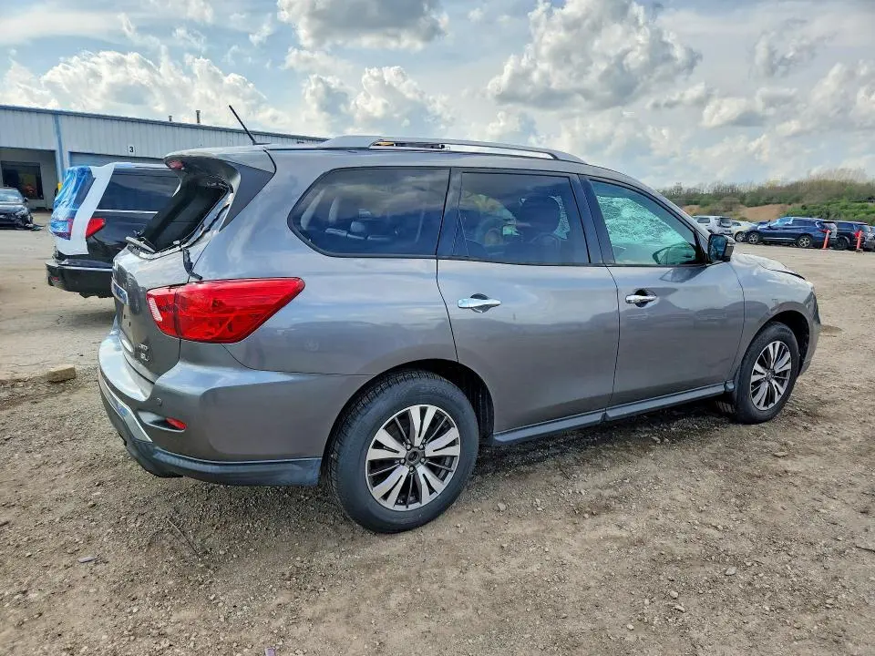 2017 NISSAN PATHFINDER S  