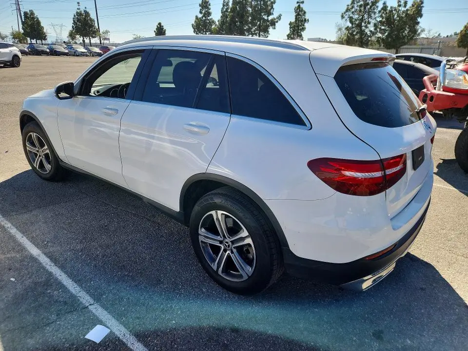 2019 MERCEDES-BENZ GLC 300  
