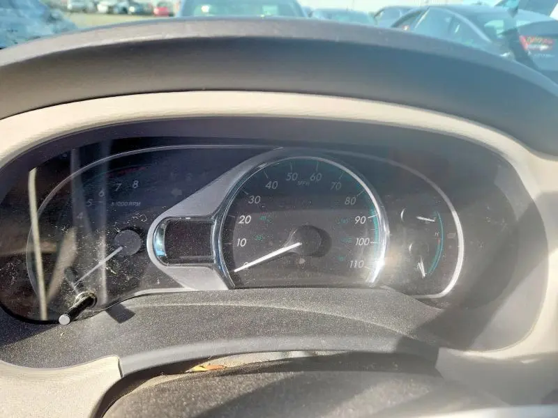 2013 TOYOTA SIENNA XLE  