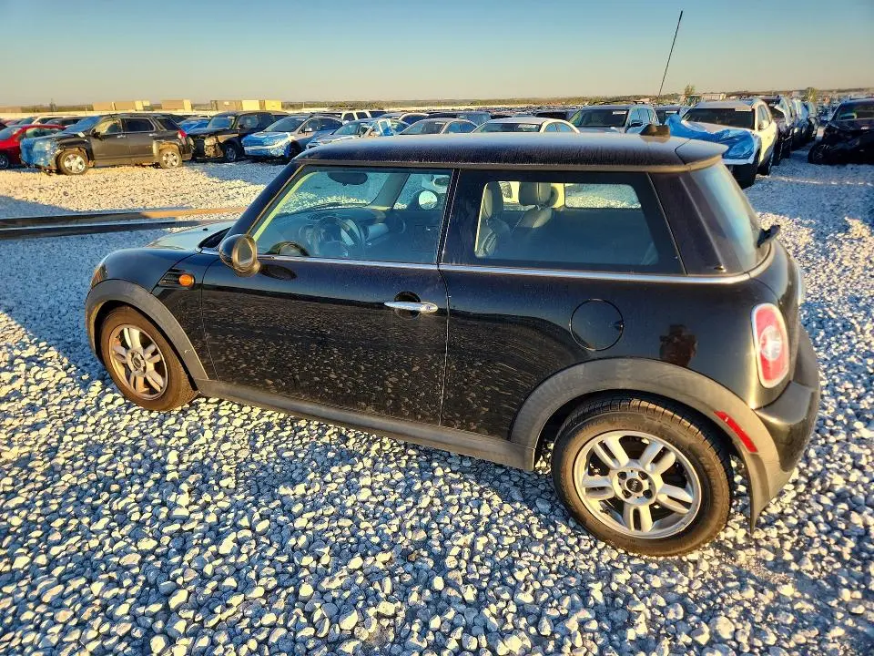 2013 MINI COOPER   