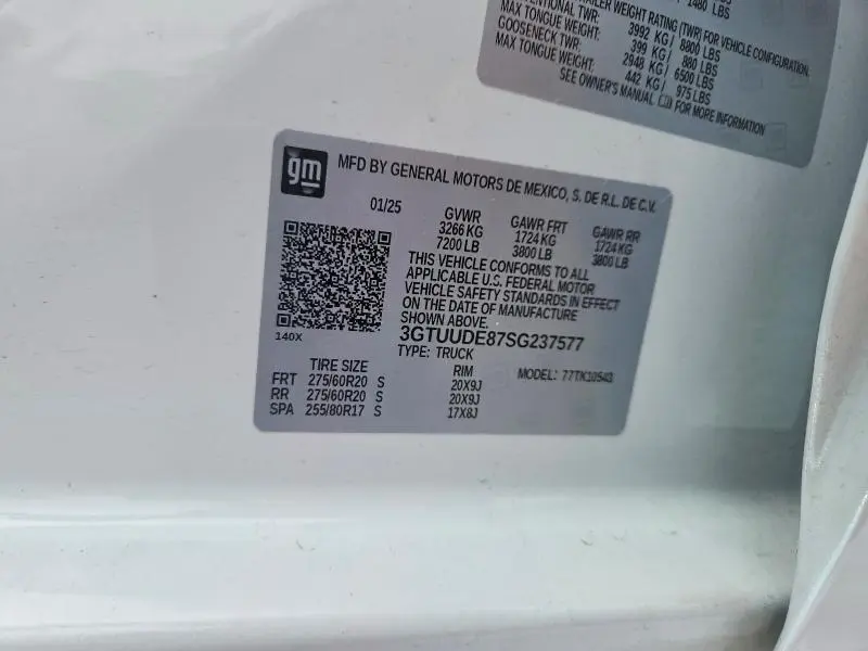 2025 GMC SIERRA K1500 SLT  
