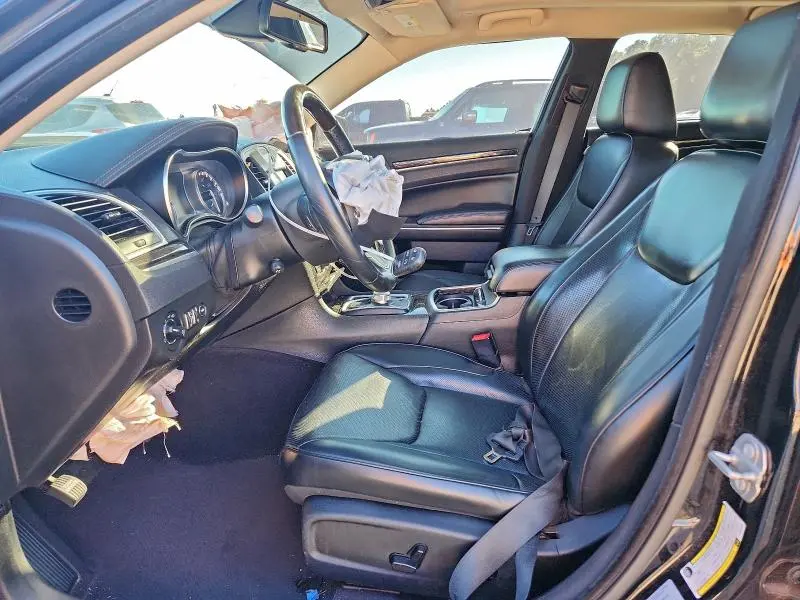 2017 CHRYSLER 300C   